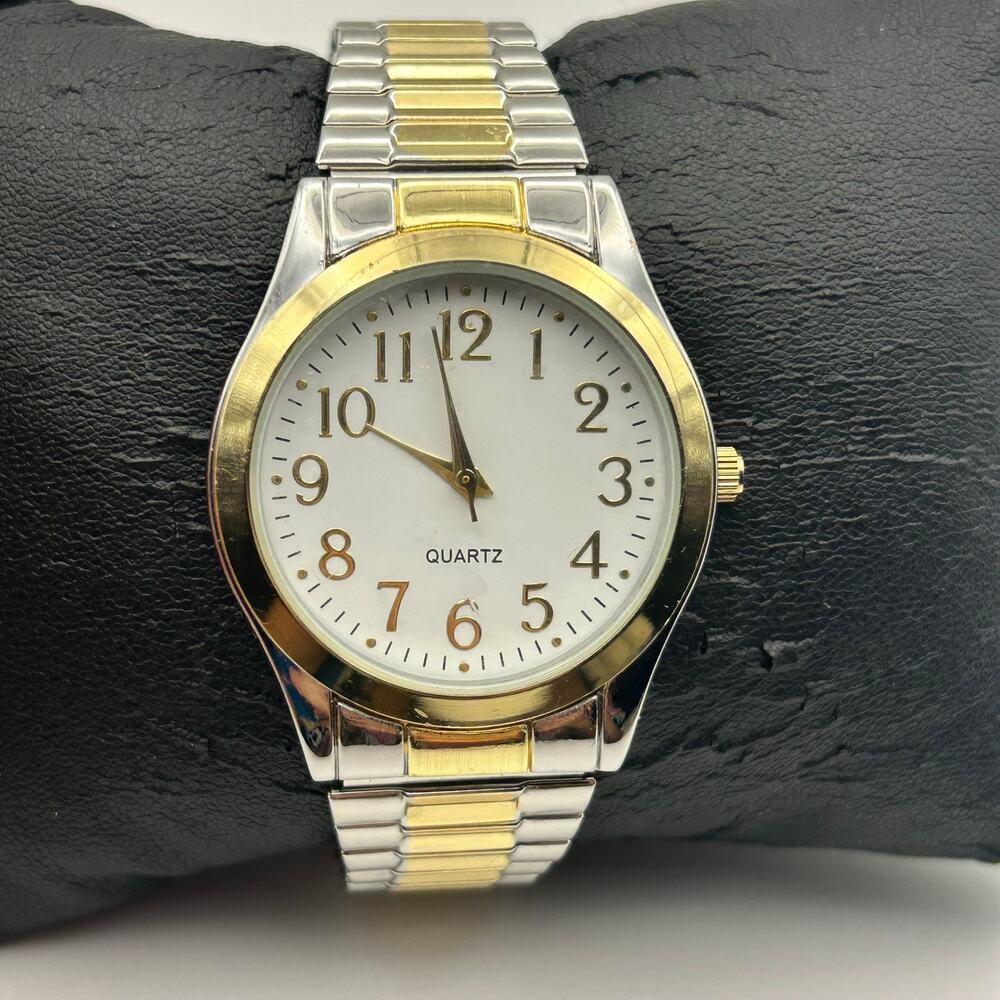 Accutime Watch Corp Two-tone St. Steel Classic Men’s Watch Working New Battery